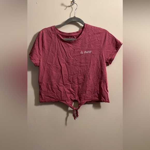 Cropped Dip Tee 🌺 - Picture 1 of 5